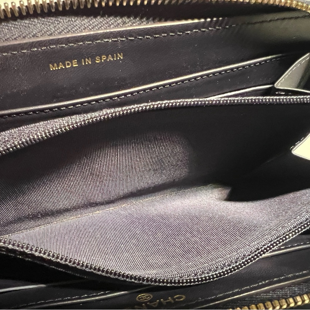 Chanel Reissue long zipper wallet second hand - Picture 11 of 14